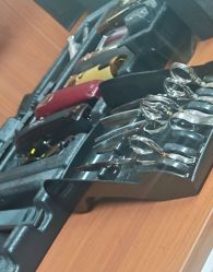 -CUTMAN男士理发