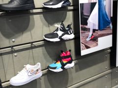 -NIKE KICKS LOUNGE体验店(北京新中关店)
