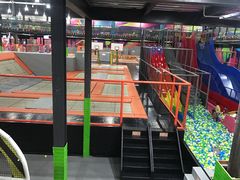 -超人空间竞技场·轰趴团建蹦床主题公园