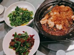 -辛香味烧鱼馆·非遗技艺·排骨红烧肉(光谷医药园店)