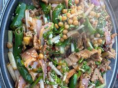 干锅带皮牛肉-古城苗家土菜馆(河景餐厅店)