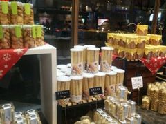 -万利隆·活力烘焙(人民路店)