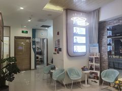 -维乐口腔(美维云门诊陆家嘴店)