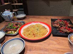 -泥糊破店小酒馆·团建聚餐(南京西路店)