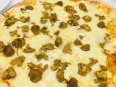 意式蘑菇鸡肉披萨-艾米茉亲子餐厅(万象城店)