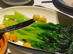 -八府香鸭·啫啫煲(华山路店)