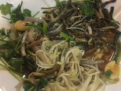 -口衣记鸡饭店