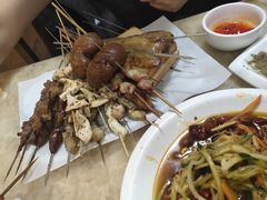 -胖太太四川麻辣排骨串(镇江路分店)