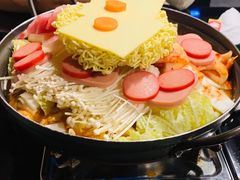 泡菜五花肉锅-炙韩料理·部队锅专门店