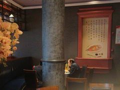 -八府香鸭·啫啫煲(华山路店)