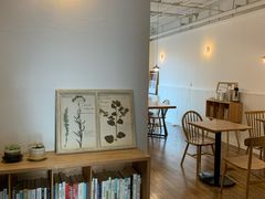 -Cafe Villa
