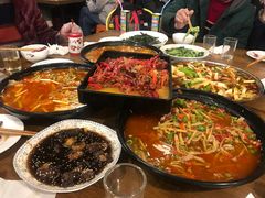 -邱金小炒·30 年盐帮江湖菜(自贡店)