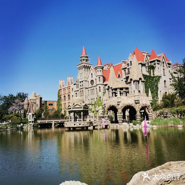 中华石园-西班牙巴塞罗那之天津分那[调皮]