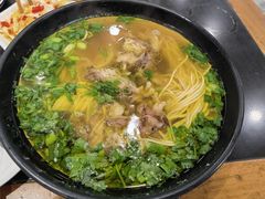 -杨记清芳牛肉拉面(宝龙广场店)