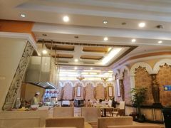 自助餐厅-维也纳国际酒店(深圳新洲店)