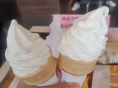 甜筒-麦当劳(新新大道岗丰店)