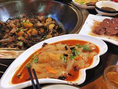 -炖四方东北铁锅炖·烧烤小龙虾(中豪国际店)