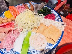 -周小明火锅(黑金冠社区店)