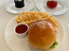 -罗红摄影艺术馆