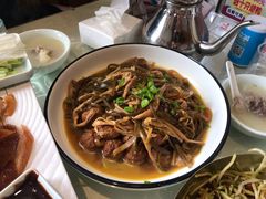 -依江春水烤鸭店