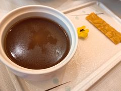红豆沙汤圆-醉辉皇上海之巅(上海中心大厦店)