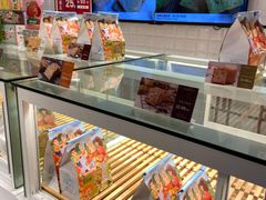 面包甜点陈列柜-爸爸糖吐司面包(重庆解放碑英利大融城店)