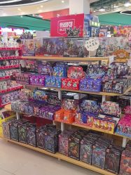 -卡通派潮品玩具折扣仓(青岛新城吾悦广场店)