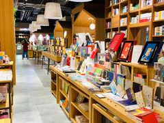 -百新书局(尚悦湾店)