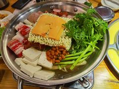 石锅部队火锅-喜来稀肉(北外滩白玉兰广场店)