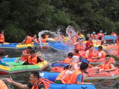 -龙井峡漂流