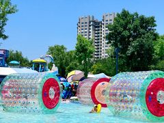 -欢乐水魔方水世界