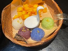 四色芒果糯米饭-金泰兰忆暹罗·东南亚餐厅(城西银泰店)