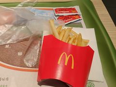 -麦当劳(轻轨曹杨路店)