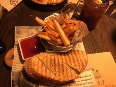 -来龙里 精致 东南亚餐室(万象城店)