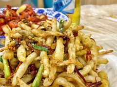 -江城燕子大排档(江汉路步行街店)