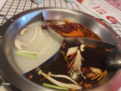 -山悦里 山野·鲜火锅(罗斯福广场店)