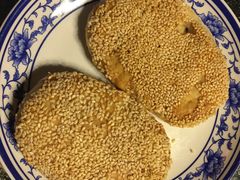 惠山油酥饼-新万鑫银丝面·非遗无锡味(惠山古镇店)