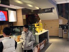 -麦当劳(友谊路得来速店)