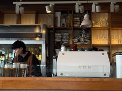 -ROAST coffee & eatery