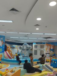 -孩子王(世茂国际广场店)