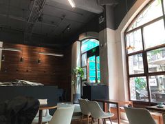 靠窗位-VESH COFFEE(定西路店)