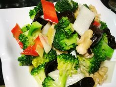 -褒河栈道渔庄(建工路总店)