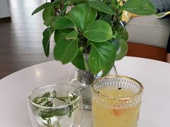 -宁波宝信宝马4S店(江北日湖店)