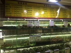 -覃记海鲜美食餐厅