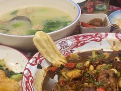 -闯关东东北农家菜(崂山石老人店)