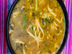 -香巴拉云南餐厅(华莱坞店)