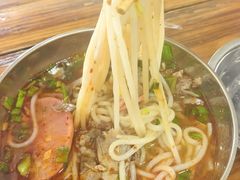 -老味道遵义虾子羊肉粉(兴关路店)
