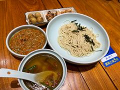 -裕兴记•蟹黄面馆(人民广场店)