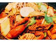-三太子地摊烧烤·小龙虾(北蔡店)