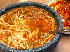 小锅米线-浩海火燒雲傣家菜(芮欧百货店)